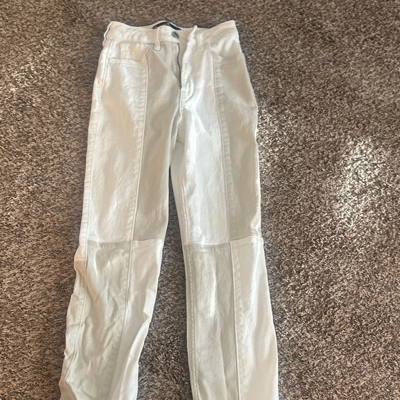 American Eagle Outfitters White Cropped Pants - Picture 1 of 3